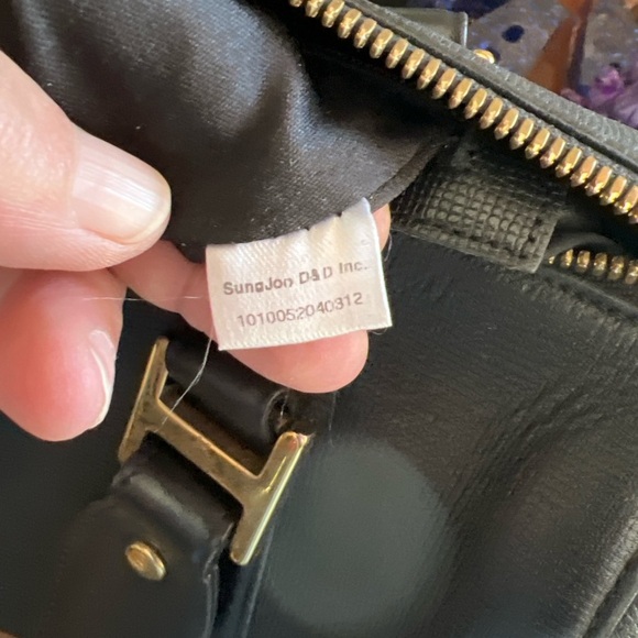 MCM Vintage Black Leather Boston Bag Satchel – Gold Hardware, Rare Style - Picture 7 of 7